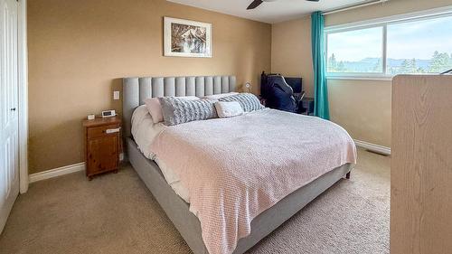 2-188 9Th  S Street, Cranbrook, BC - Indoor Photo Showing Bedroom