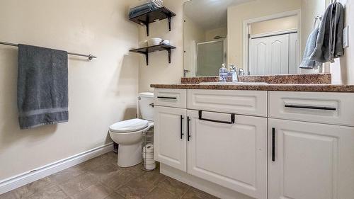 2-188 9Th  S Street, Cranbrook, BC - Indoor Photo Showing Bathroom