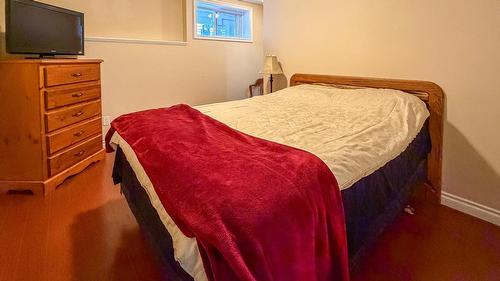 2-188 9Th  S Street, Cranbrook, BC - Indoor Photo Showing Bedroom