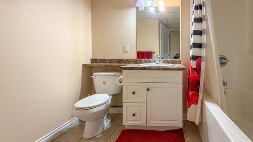 2-188 9Th  S Street, Cranbrook, BC - Indoor Photo Showing Bathroom