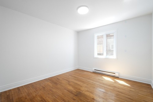 Chambre à coucher - 3-41 Rue René-Philippe, Longueuil (Le Vieux-Longueuil), QC - Indoor Photo Showing Other Room