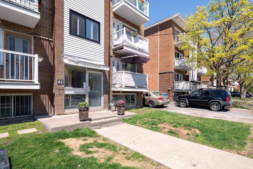Entrée extérieure - 3-41 Rue René-Philippe, Longueuil (Le Vieux-Longueuil), QC - Outdoor With Balcony