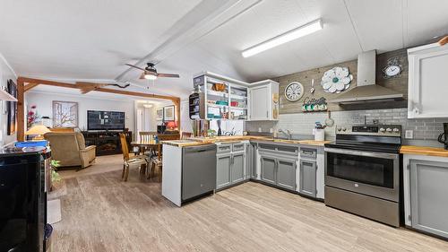 5807 Birch Avenue, Kitchener, BC 