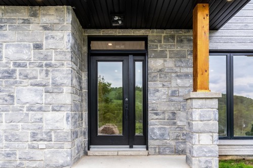 Entrée extérieure - 64 Rue De Sarajevo, Cantley, QC - 