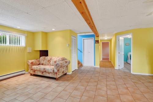 Salle familiale - 587 Rue Larose, Magog, QC - Indoor Photo Showing Other Room
