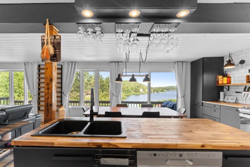 Cuisine - 70 Ch. Du Lac-St-Louis E., Saint-Zénon, QC - Indoor Photo Showing Kitchen With Double Sink