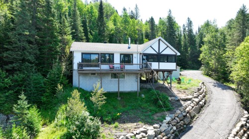 Façade - 70 Ch. Du Lac-St-Louis E., Saint-Zénon, QC - Outdoor
