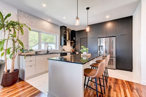Cuisine - 17 Place De La Rive, Saint-Mathieu, QC - Indoor Photo Showing Kitchen With Upgraded Kitchen