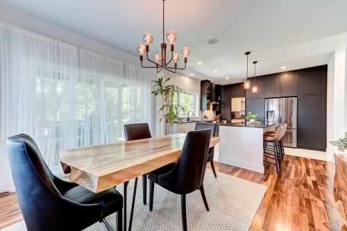 Vue d'ensemble - 17 Place De La Rive, Saint-Mathieu, QC - Indoor Photo Showing Dining Room