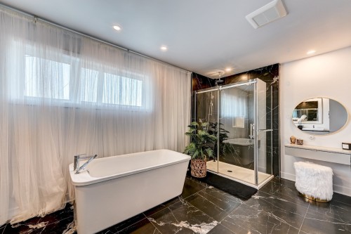 Salle de bains - 17 Place De La Rive, Saint-Mathieu, QC - Indoor Photo Showing Bathroom