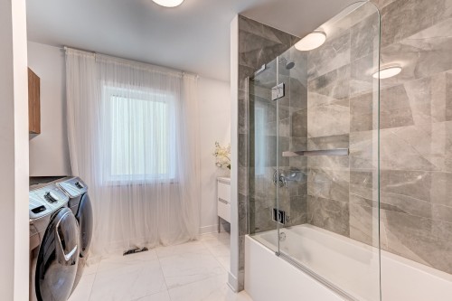 Salle de bains - 17 Place De La Rive, Saint-Mathieu, QC - Indoor Photo Showing Bathroom