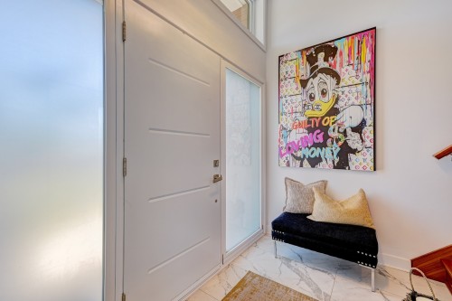 Hall d'entrée/Vestibule - 17 Place De La Rive, Saint-Mathieu, QC - Indoor Photo Showing Other Room