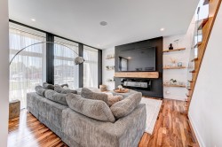 Salon - 