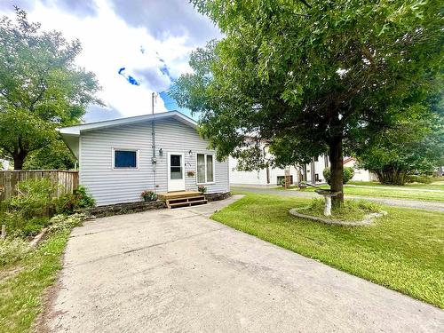 554 Elm Avenue  Fort Frances, ON P9A 3J4