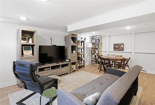 440 Chelsea Ave, Winnipeg, MB - Indoor