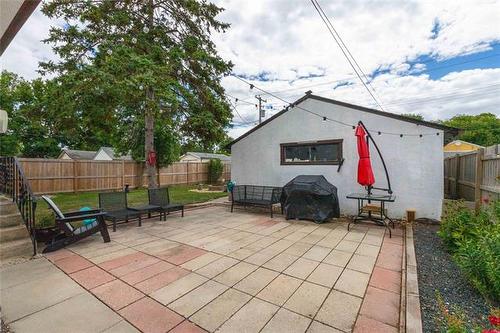 440 Chelsea Ave, Winnipeg, MB - Outdoor