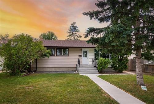 440 Chelsea Ave, Winnipeg, MB - Outdoor
