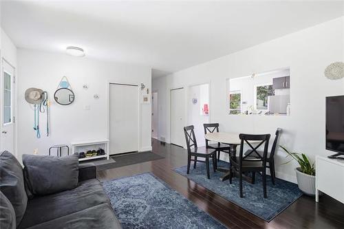 440 Chelsea Ave, Winnipeg, MB - Indoor