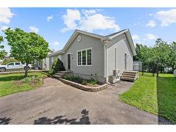 118 Hemmer Jane DR Moncton, NB E1G 2H4