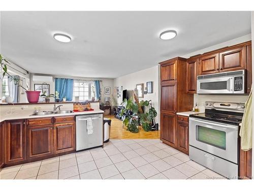 93 Burpee St, Fredericton, NB 