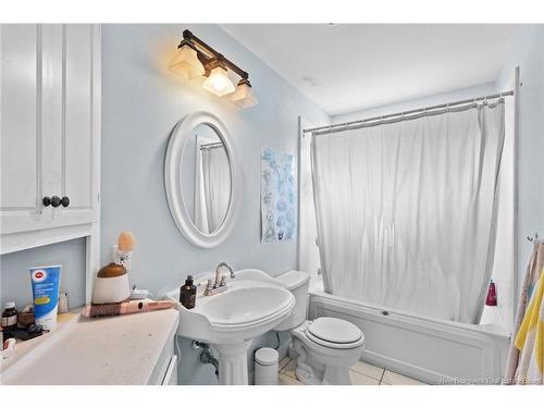 93 Burpee St, Fredericton, NB 