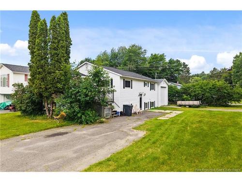 93 Burpee St, Fredericton, NB 