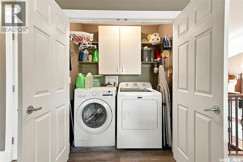 226 Brookdale Crescent, Saskatoon, SK - Indoor Photo Showing Laundry Room