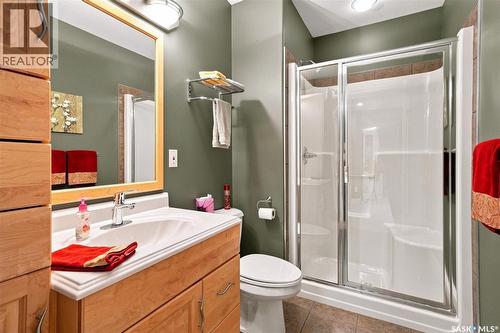 226 Brookdale Crescent, Saskatoon, SK - Indoor Photo Showing Bathroom