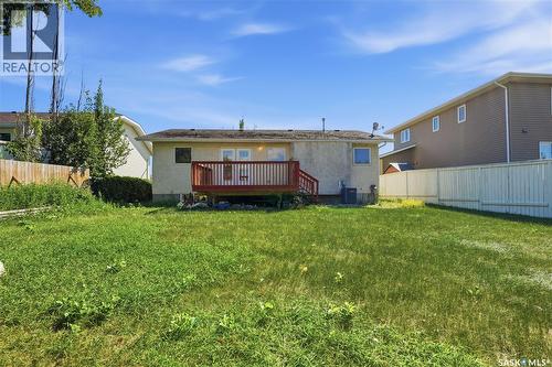 210 Beerling Crescent, Saskatoon, SK - Outdoor