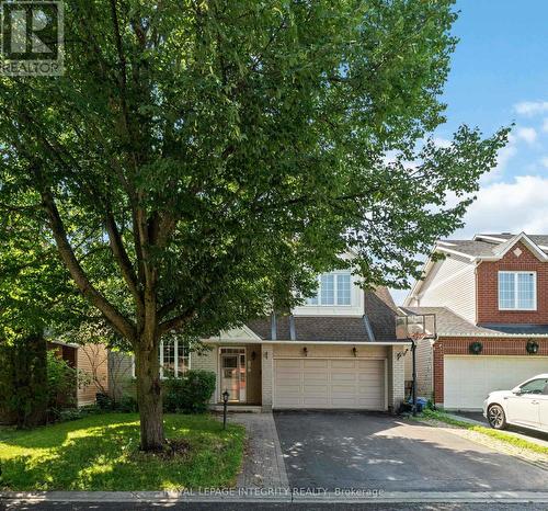 great street appeal - 10 Westwinds Place, Ottawa, ON - Outdoor