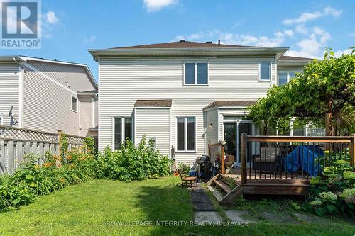 private backyard - 10 Westwinds Place, Ottawa, ON - Outdoor