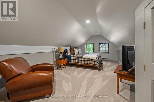 99 Old Kingston Road, Rideau Lakes, ON - Indoor Photo Showing Bedroom