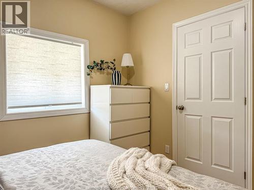 1044 Reedmere Road, Windsor, ON - Indoor Photo Showing Bedroom