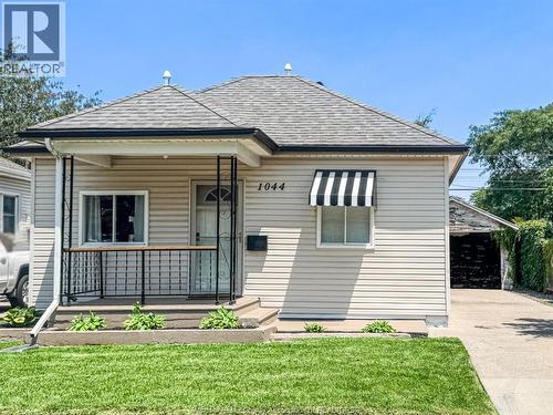 1044 Reedmere Road, Windsor, ON - Outdoor