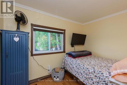 216 Green Road, Callander, ON - Indoor Photo Showing Bedroom