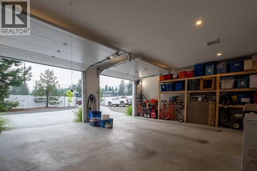 1217 Mcphee Road, Castlegar, BC - Indoor Photo Showing Garage