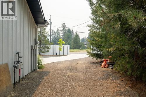 1217 Mcphee Road, Castlegar, BC - Outdoor