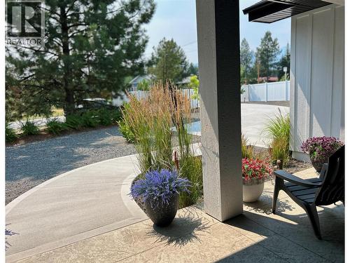 1217 Mcphee Road, Castlegar, BC - Outdoor
