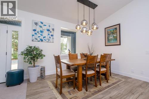 1217 Mcphee Road, Castlegar, BC - Indoor Photo Showing Dining Room