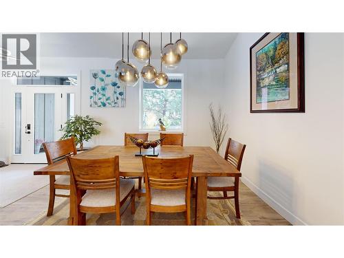 1217 Mcphee Road, Castlegar, BC - Indoor Photo Showing Dining Room