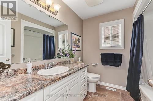 7 Kayla Crescent, Collingwood, ON - Indoor Photo Showing Bathroom