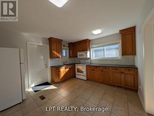 MAIN - 9 ATKINSON AVENUE , Toronto, Ontario M1E 4B6 5