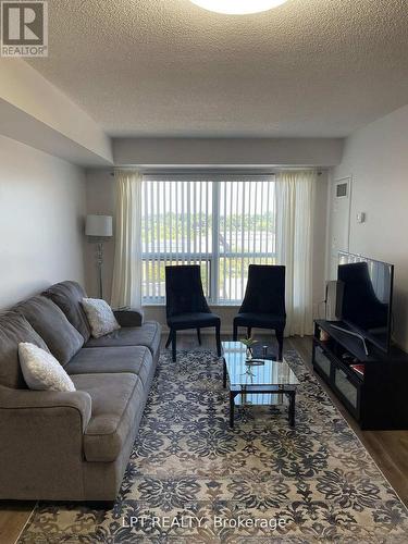812 - 181 VILLAGE GREEN SQUARE , Toronto, Ontario M1S 0K6 3