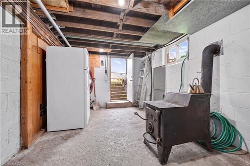 7823 Range Rd 1, Smithville, ON - Indoor Photo Showing Basement