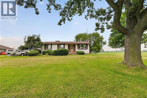 7823 Range Rd 1, Smithville, ON - Outdoor With Facade