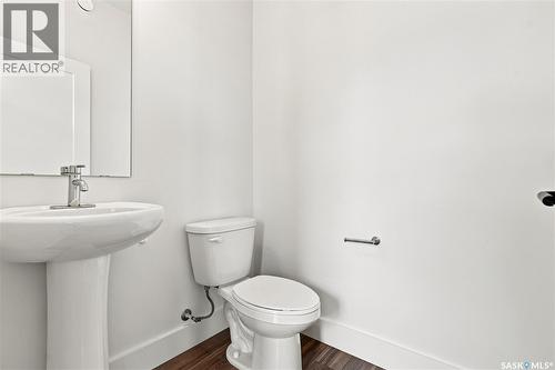 115 Rosewood Boulevard E, Saskatoon, SK - Indoor Photo Showing Bathroom