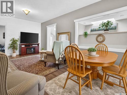 892 Elgin Avenue, Moose Jaw, SK - Indoor