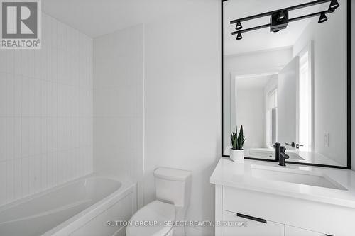 275 Silver Maple Circle, Thames Centre, ON - Indoor Photo Showing Bathroom