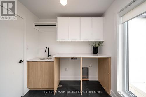 275 Silver Maple Circle, Thames Centre, ON - Indoor Photo Showing Other Room