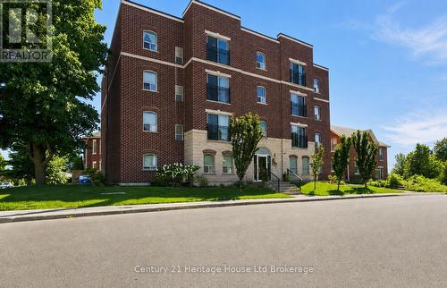 301 - 34 BROCK STREET  Woodstock (Woodstock - South), ON N4S 3B5